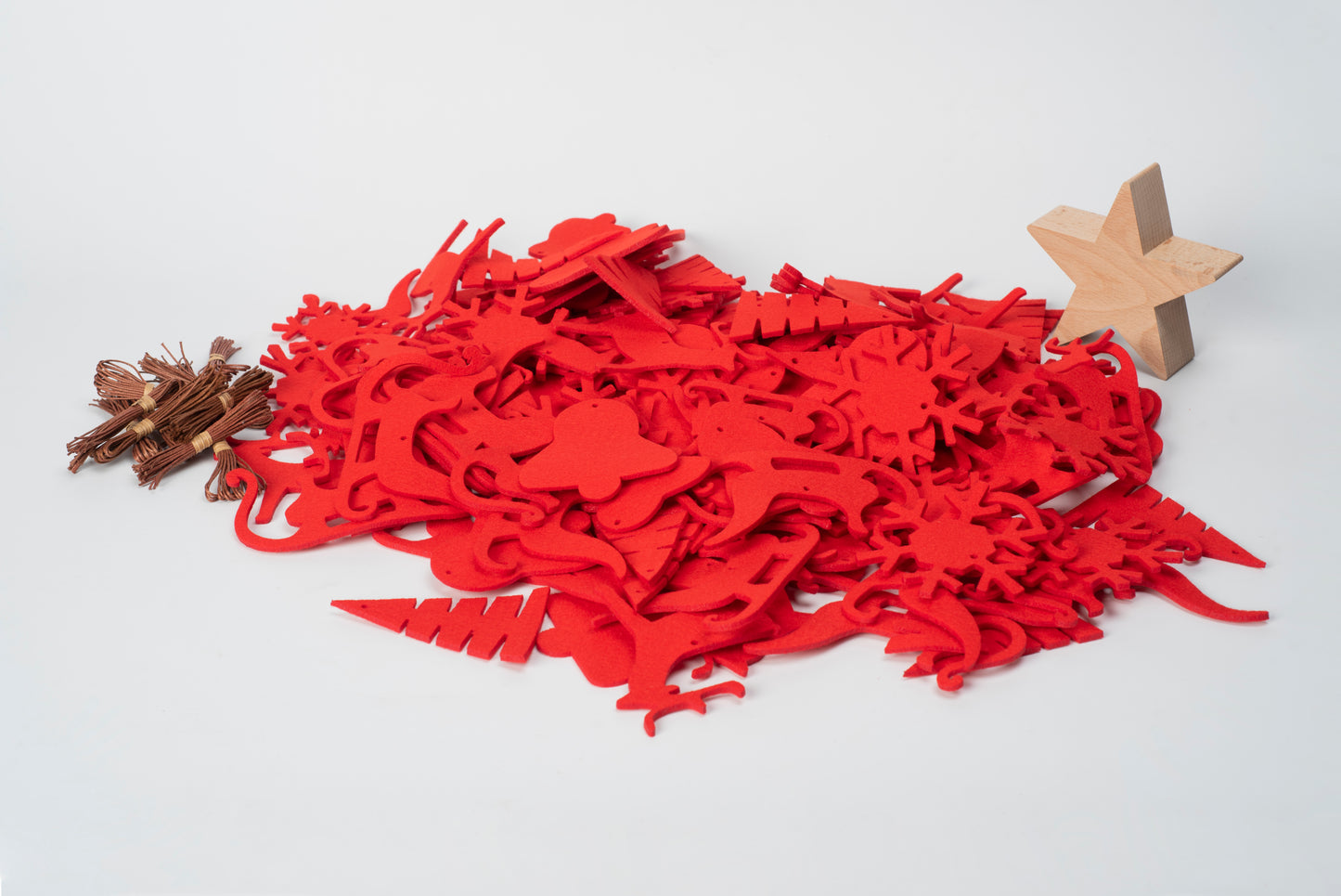 Slim felt decoration set - Santa's Light Shop