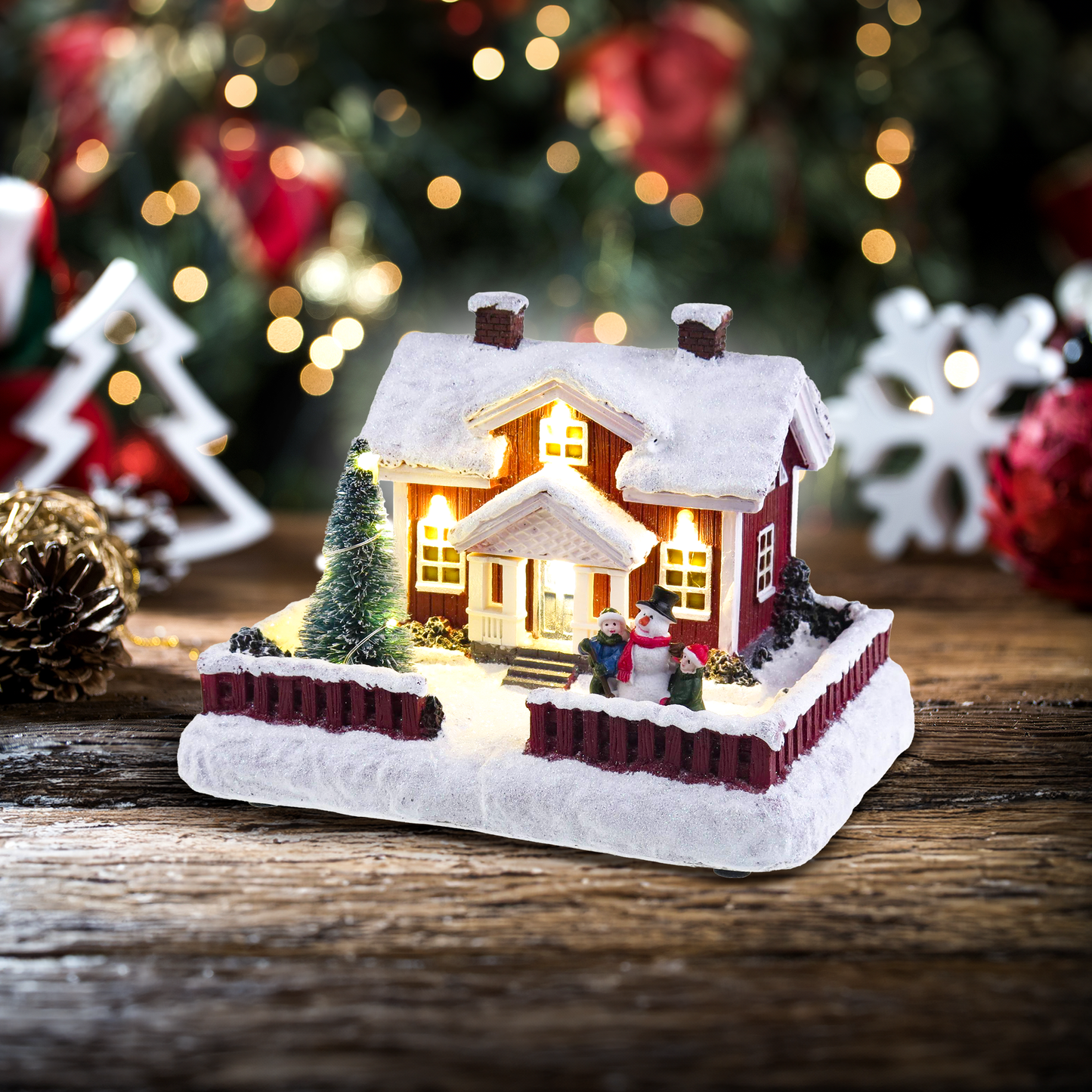 Traditional scandinavian house - Christmas Village - Santa's Light Shop